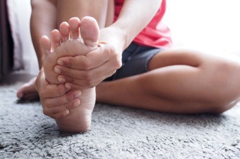 Recognizing Early Signs of Foot Arthritis